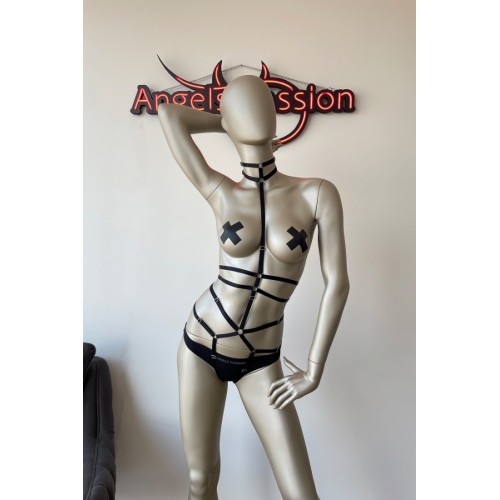 Vücudu Saran Seksi Fantazi Giyim Ürünü