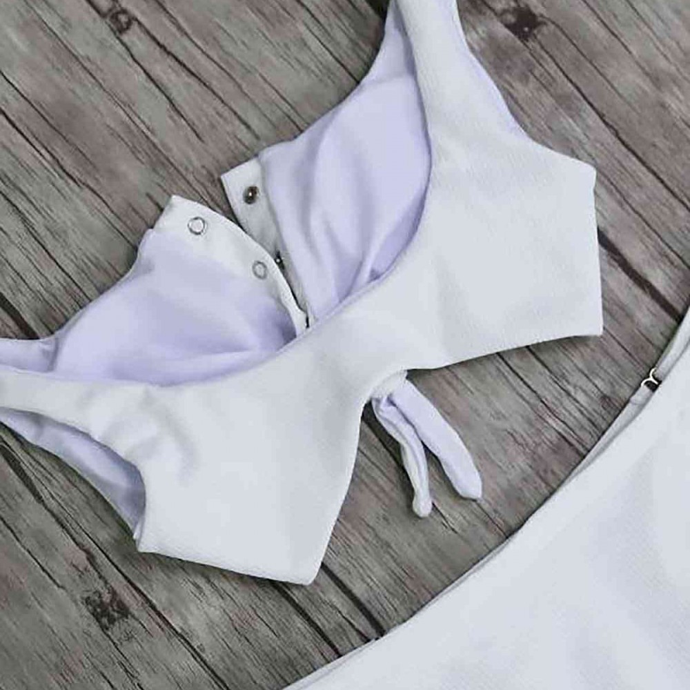 Angelsin Beyaz Çıtçıtlı Bikini Takım