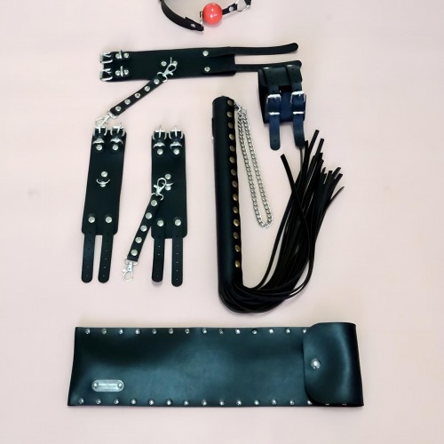 Fantazi Kırbaç Takım 4'lü Set, El - Ayak Kelepçesi, Kırbaç, Ağız Topu - APFT1306