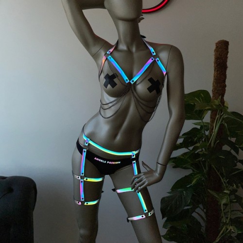 Gece Club Elbiseleri Işıkta Yansıyan Harness Takım