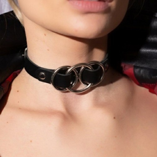 Üçlü Halka Detaylı Ayarlı Şık Deri Choker - APFT681